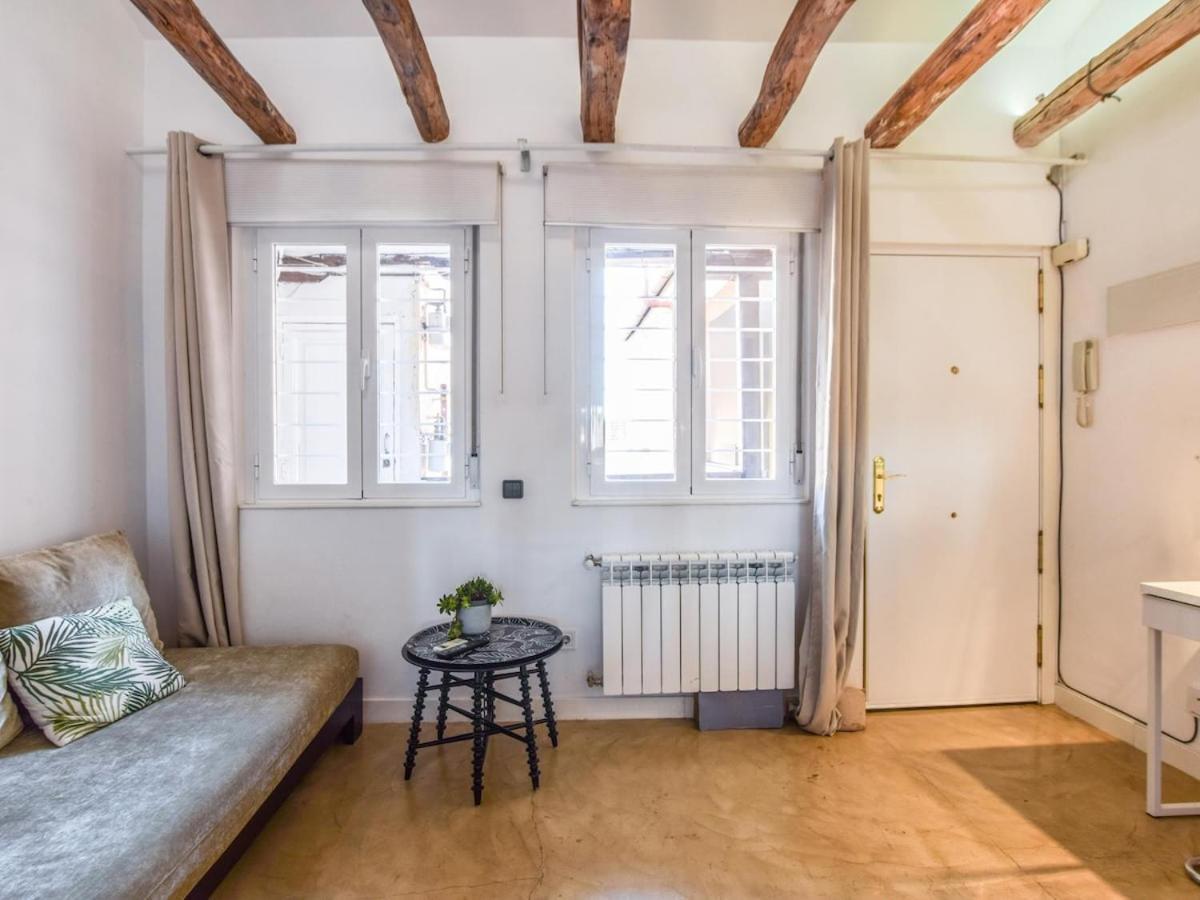 Apartamento En La Plaza De Lavapies Para 4 Personas Madrid Dış mekan fotoğraf