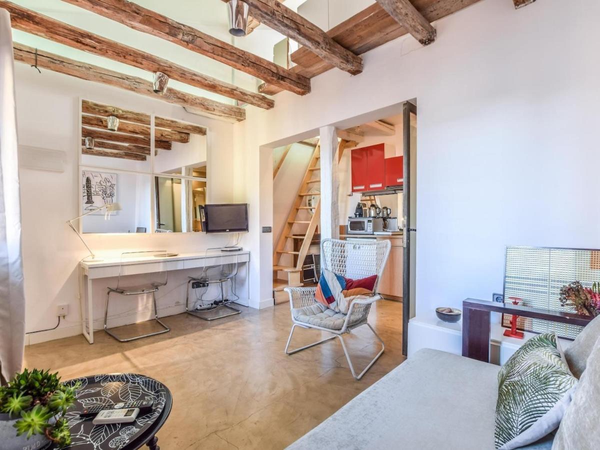 Apartamento En La Plaza De Lavapies Para 4 Personas Madrid Dış mekan fotoğraf