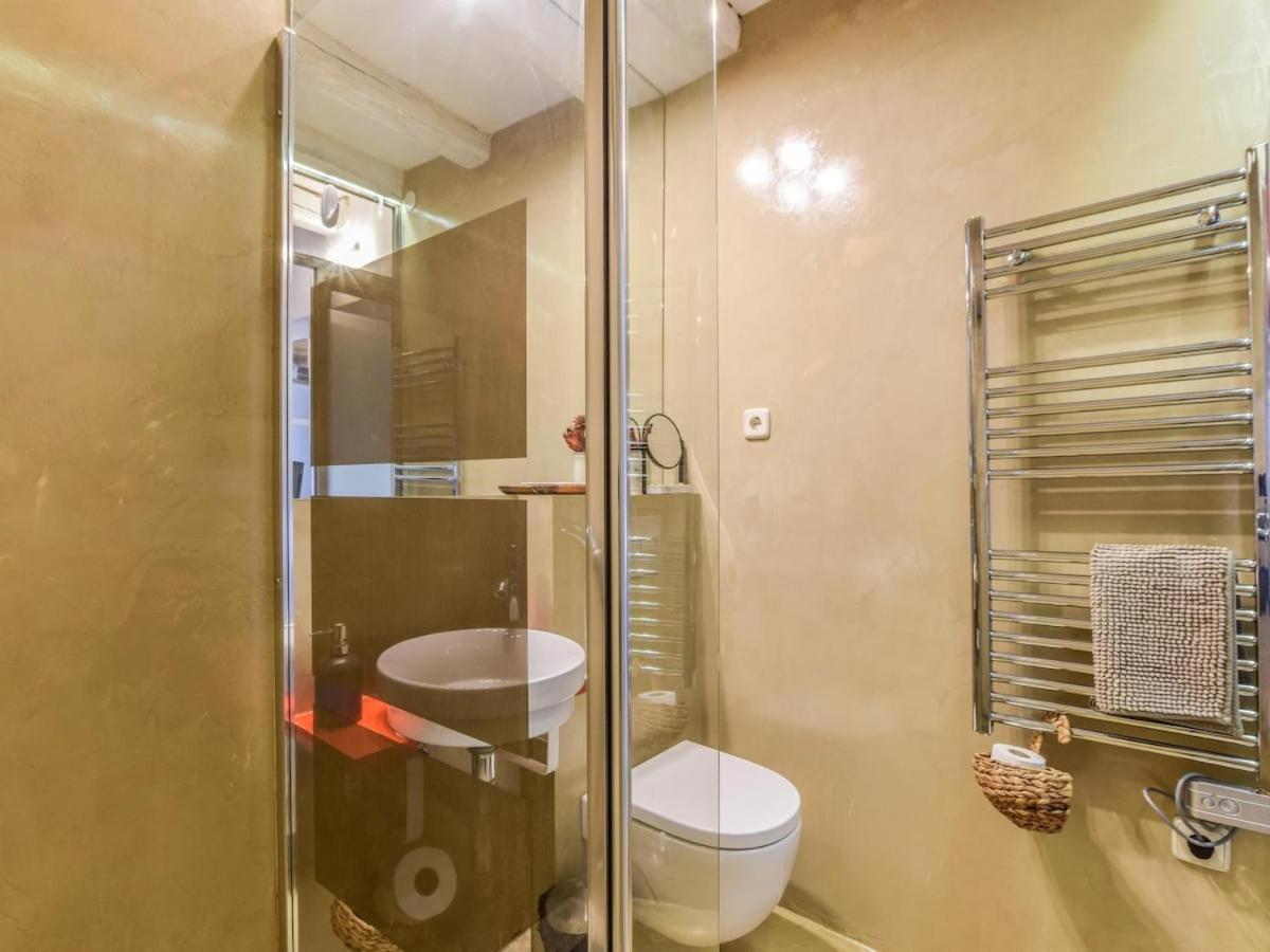 Apartamento En La Plaza De Lavapies Para 4 Personas Madrid Dış mekan fotoğraf