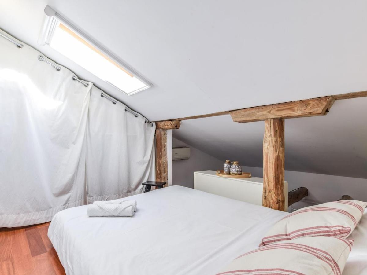 Apartamento En La Plaza De Lavapies Para 4 Personas Madrid Dış mekan fotoğraf